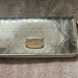 Michael Kors Jet Set Metallic Gold Zip Wallet